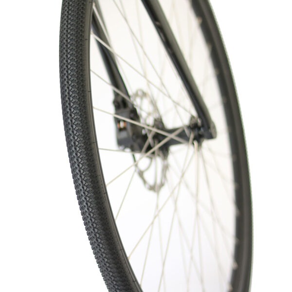 The 700C Road Tire Model D6 Commuter E - Bike - Image 11